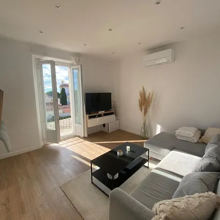 T2 Neuf Avec Vue A 2 Pas Du Centre Et Proche Des Plages Apartment Bandol