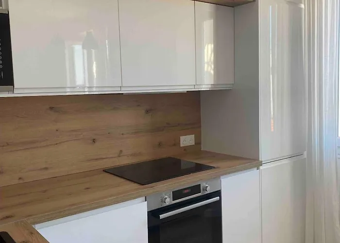 T2 Neuf Avec Vue A 2 Pas Du Centre Et Proche Des Plages